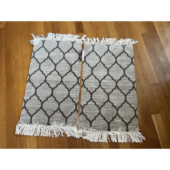 Bacova Antiqua Decorative Accent Rugs Set of 2 19x32 Quatrefoil Beige Fringe - Picture 1 of 4